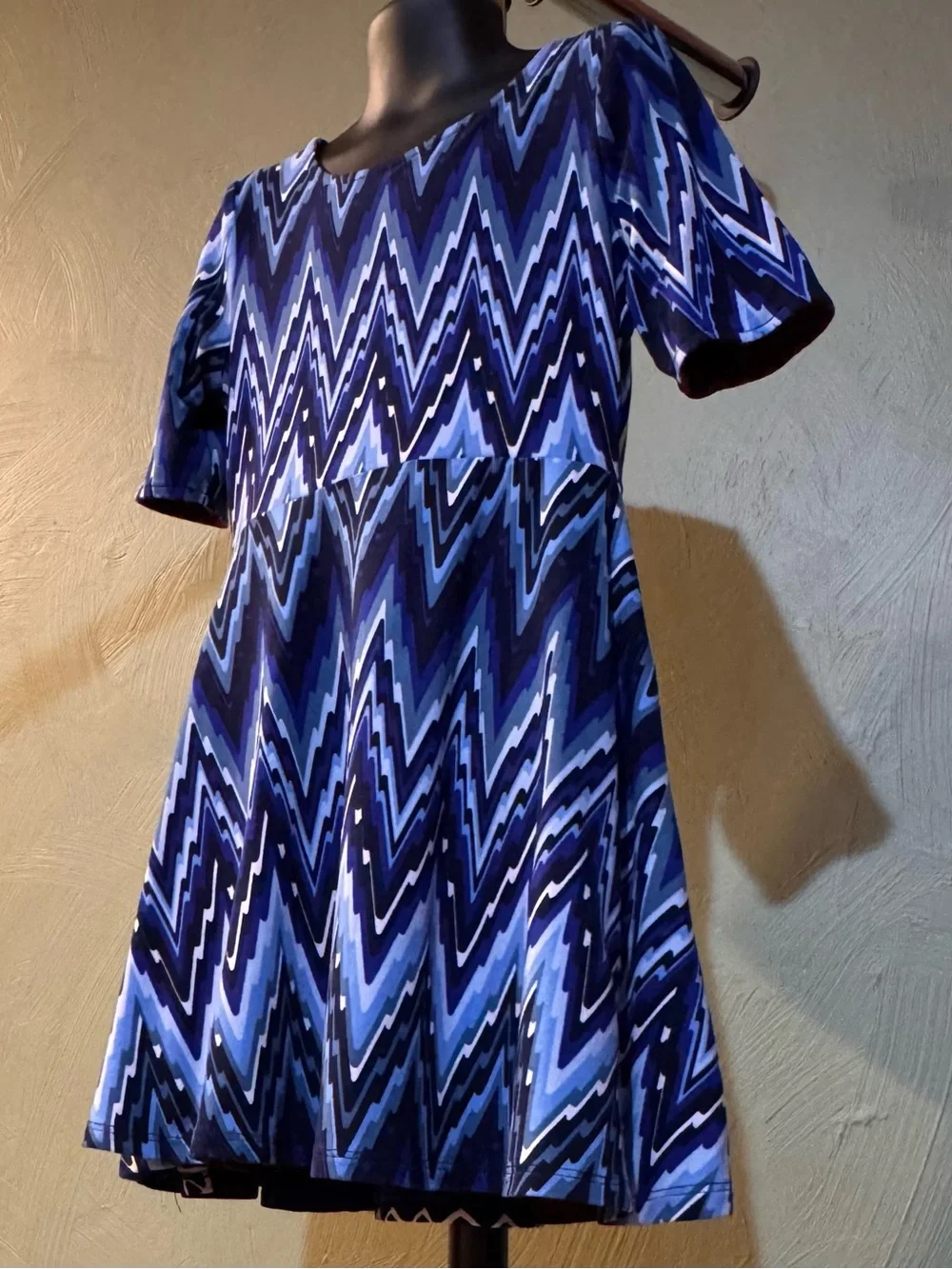 Emily West Girls Size 7 Reversible 2-in-1 Dress - Blue Chevron/Maroon Aztec EUC
